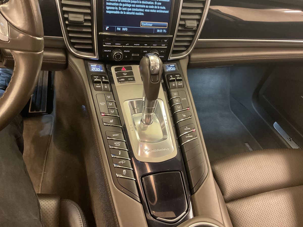 
								Porsche Panamera S E-Hybrid (Facelift) full									