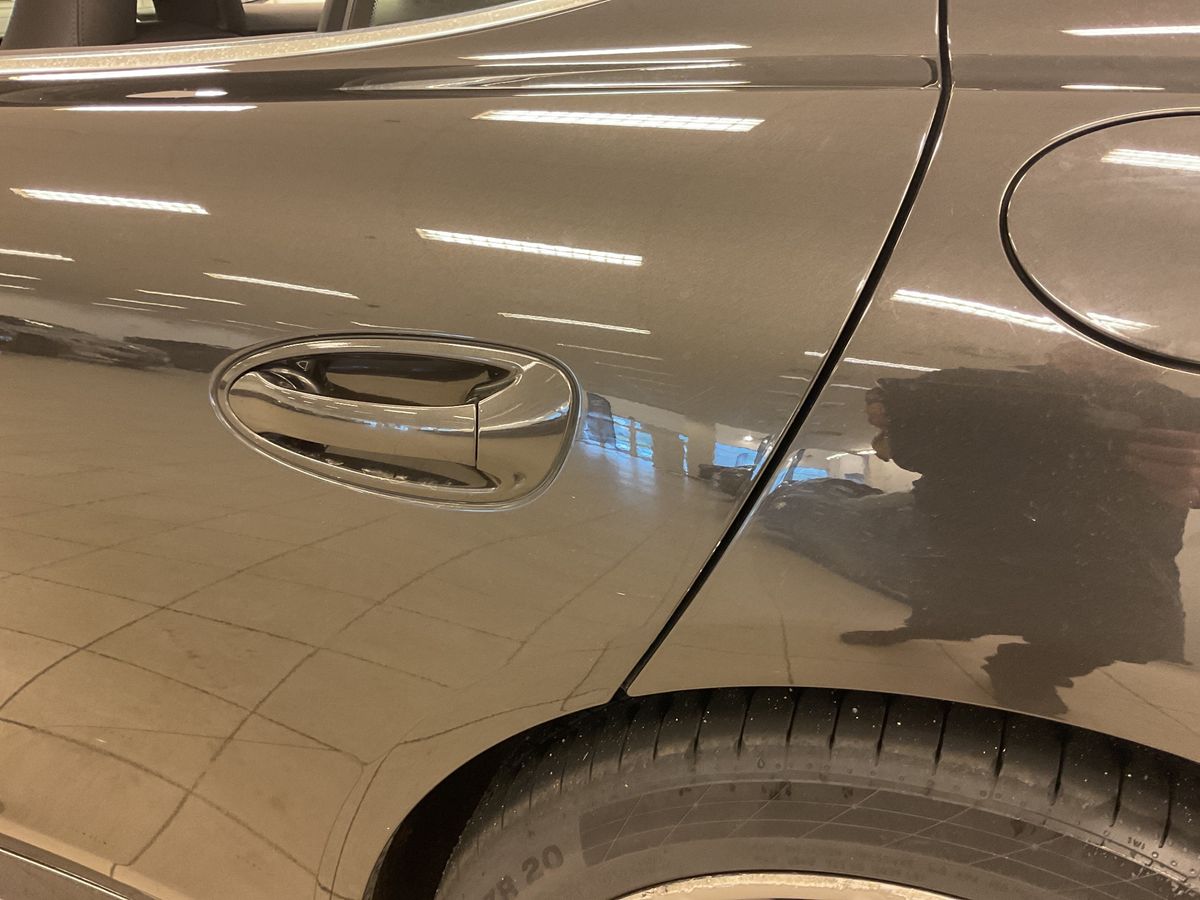 
								Porsche Panamera S E-Hybrid (Facelift) full									